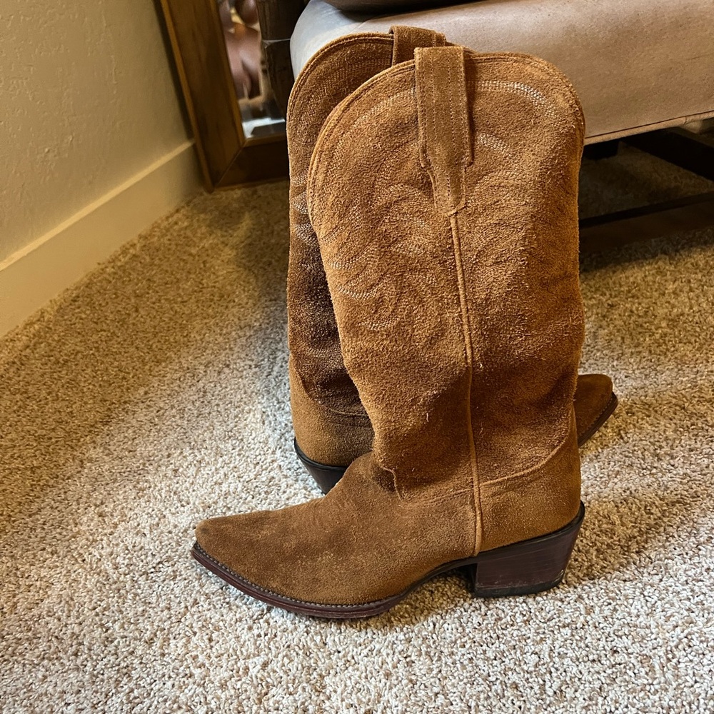 TECOVAS the Annie brown suede 9.5